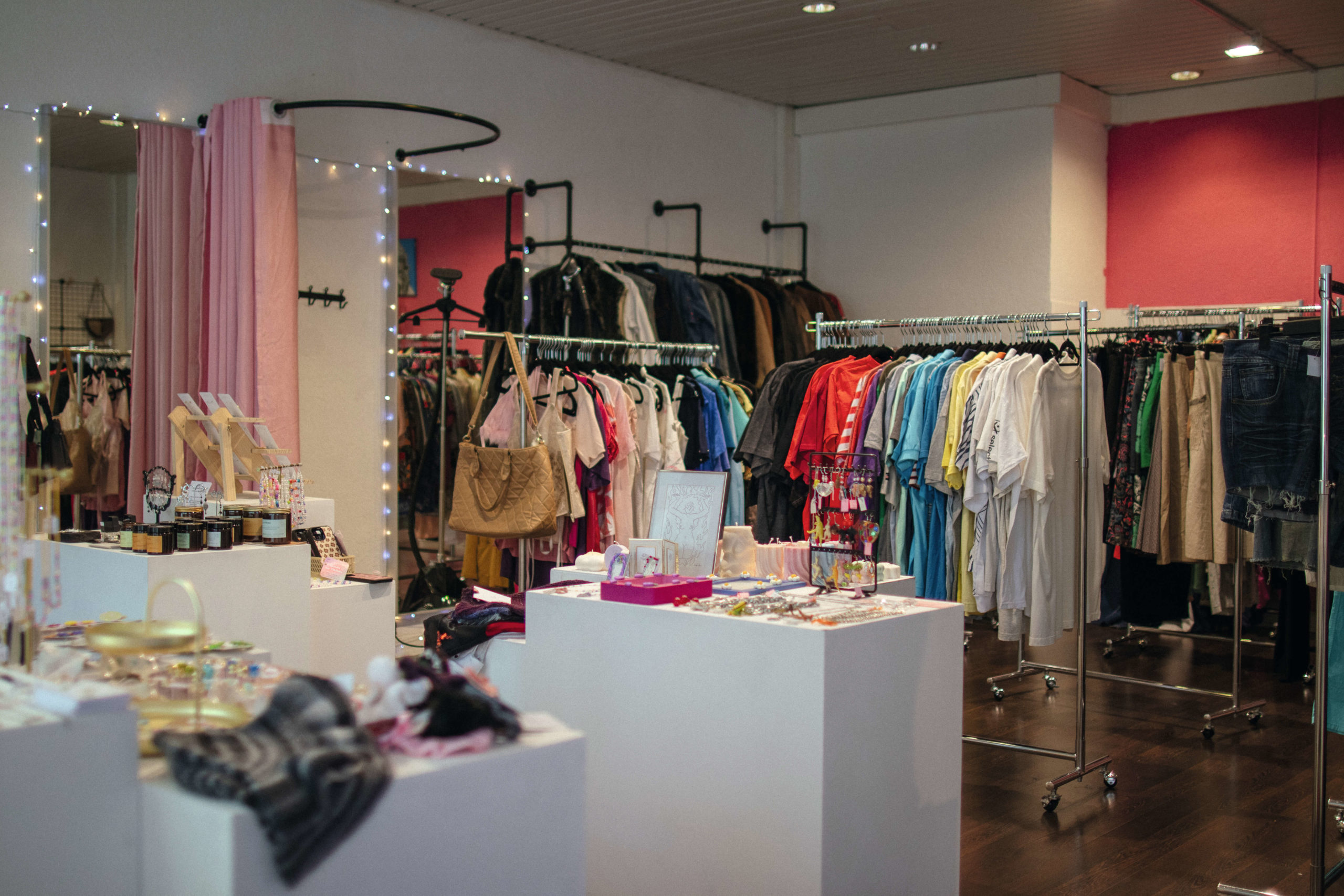 Station.24 à Lausanne – friperie vintage et boutique de créateurs suisses