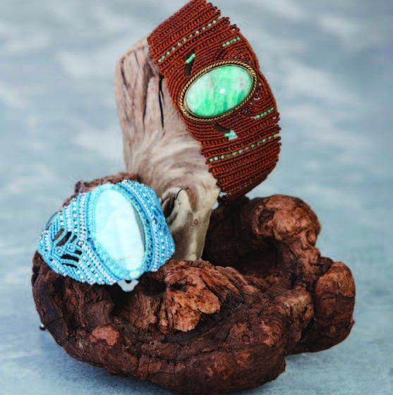 Kika Lfb – créatrice de bijoux upcycling et micro-macramé éco-responsables à Montreux