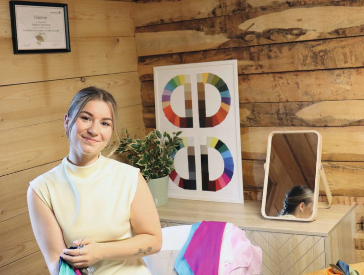 Cloé, conseillère en image , experte en style, couleurs et confiance en soi - Marie Claire Suisse