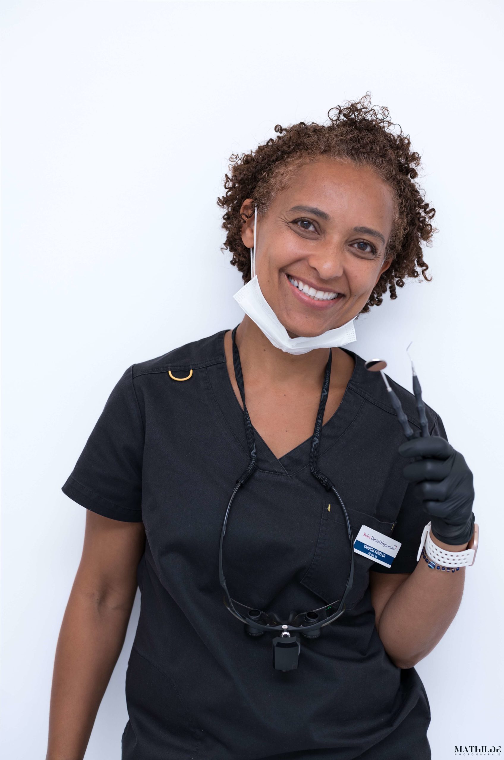 Vanessa Kunzler, hygiéniste dentaire à Lausanne spécialisée en détartrage et blanchiment