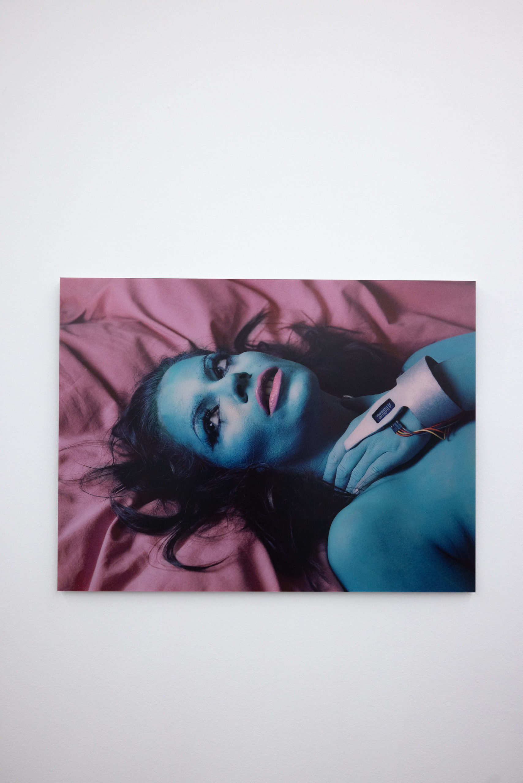 Œuvre d’Aline Savioz issue de la série Alien Love Call exposée au Prix Dior de la Photographie