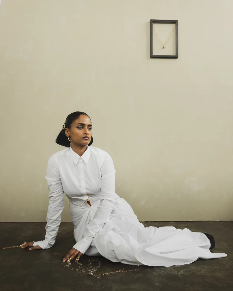 Priya Ragu, artiste suisse entre R&B et électro